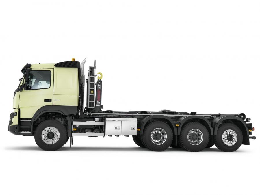  Volvo FMX 8x4 Tridem 2013 года  (фото 3 из 3)